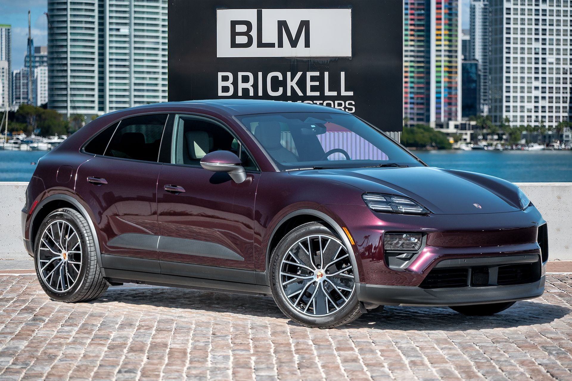2025 Porsche Macan Electric 4