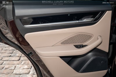 2025 Porsche Macan Electric 4