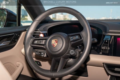 2025 Porsche Macan Electric 4