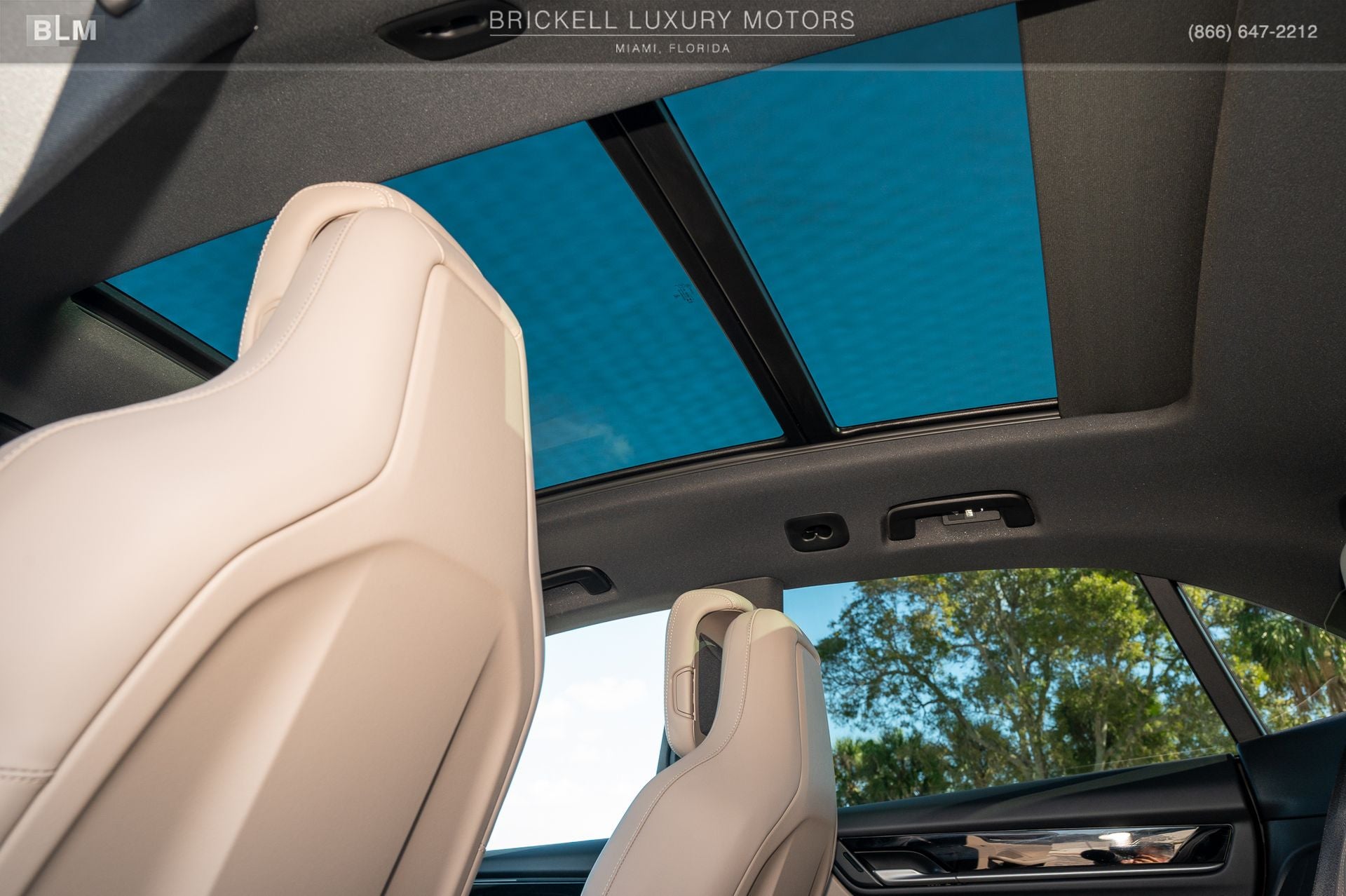 2025 Porsche Macan Electric 4