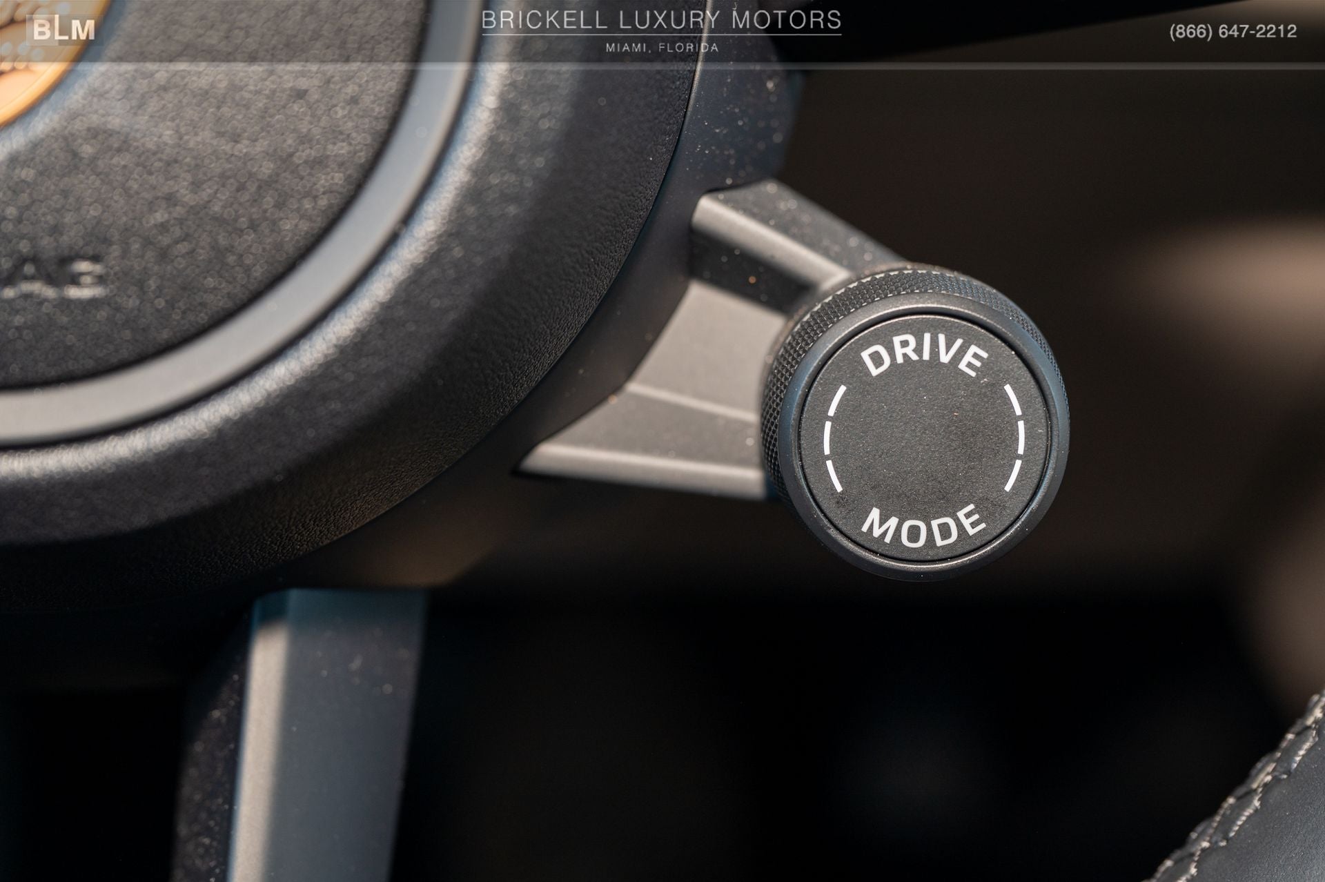 2025 Porsche Macan Electric 4