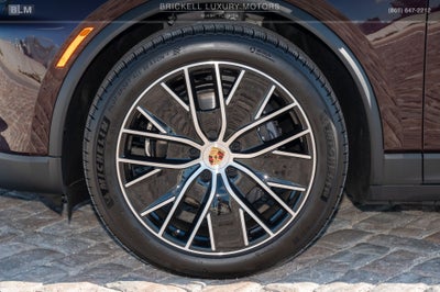 2025 Porsche Macan Electric 4