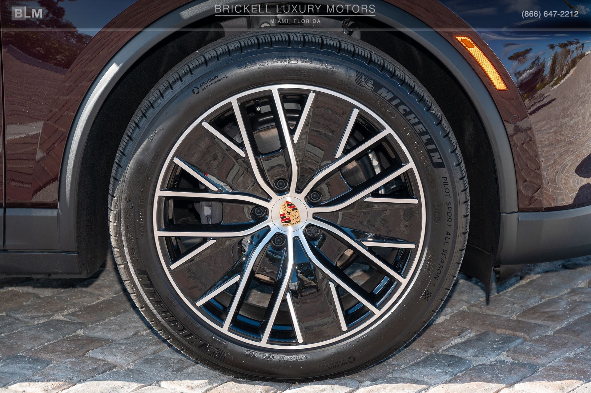 2025 Porsche Macan Electric 4