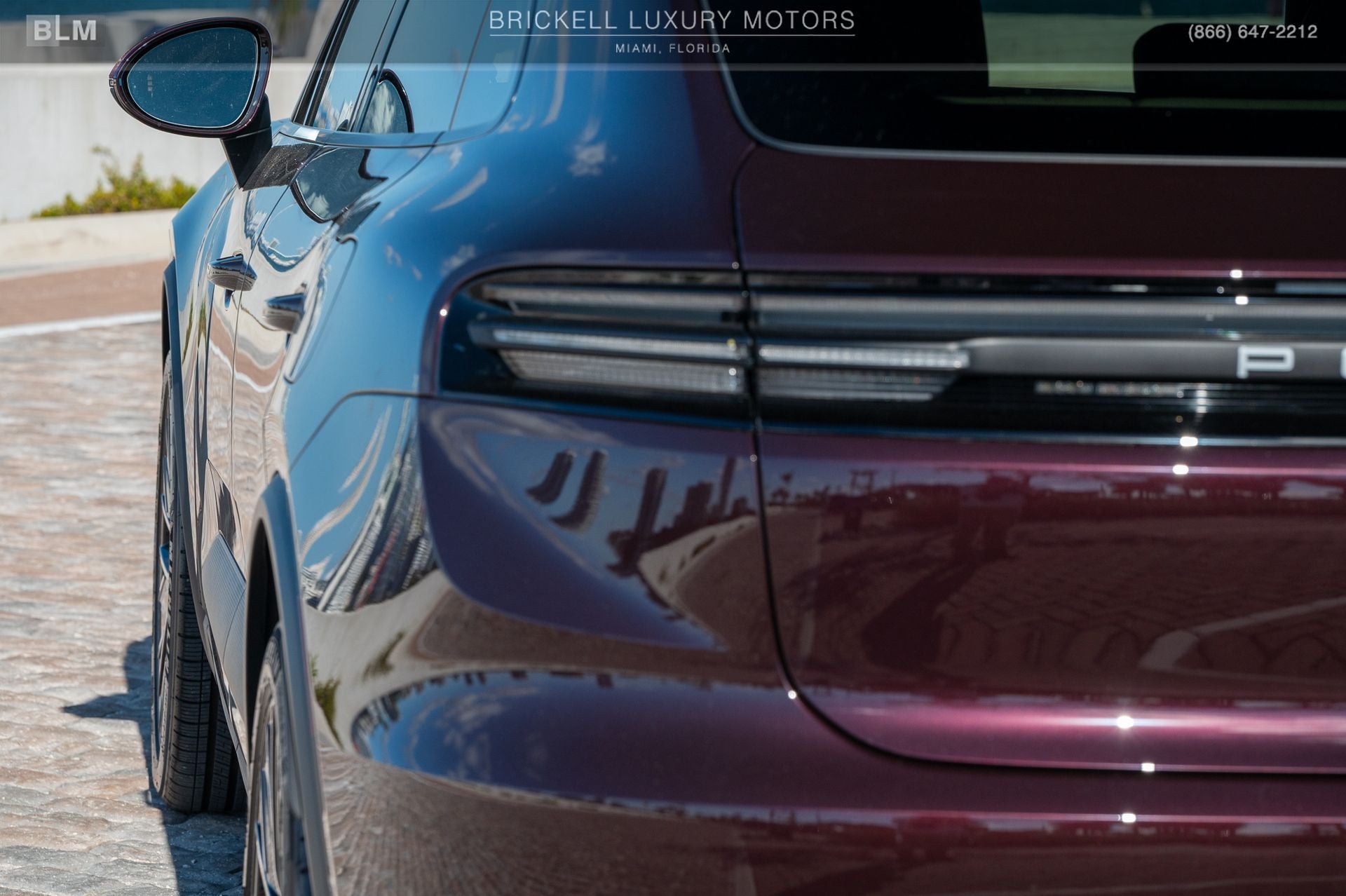 2025 Porsche Macan Electric 4