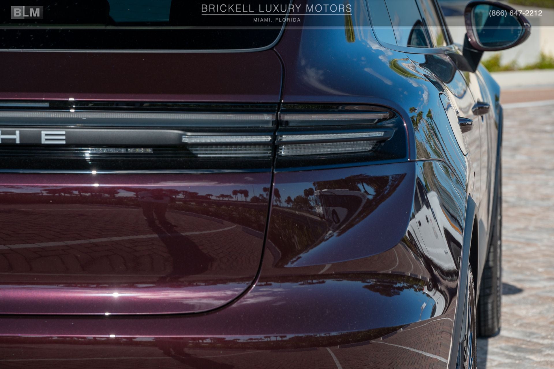 2025 Porsche Macan Electric 4