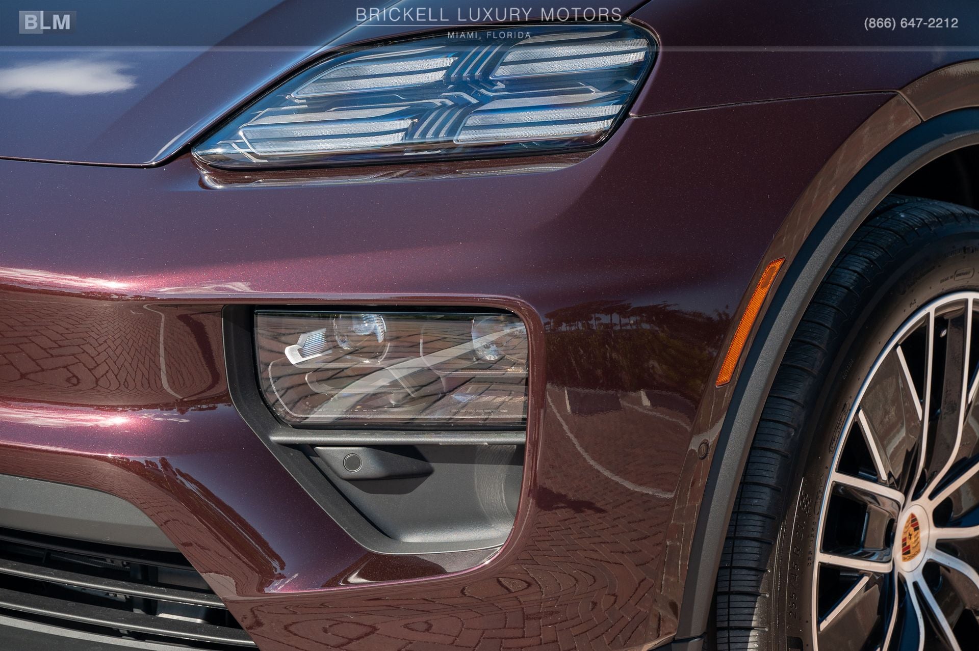 2025 Porsche Macan Electric 4