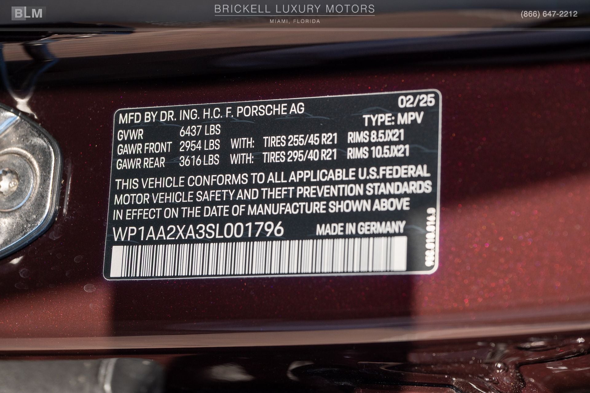 2025 Porsche Macan Electric 4