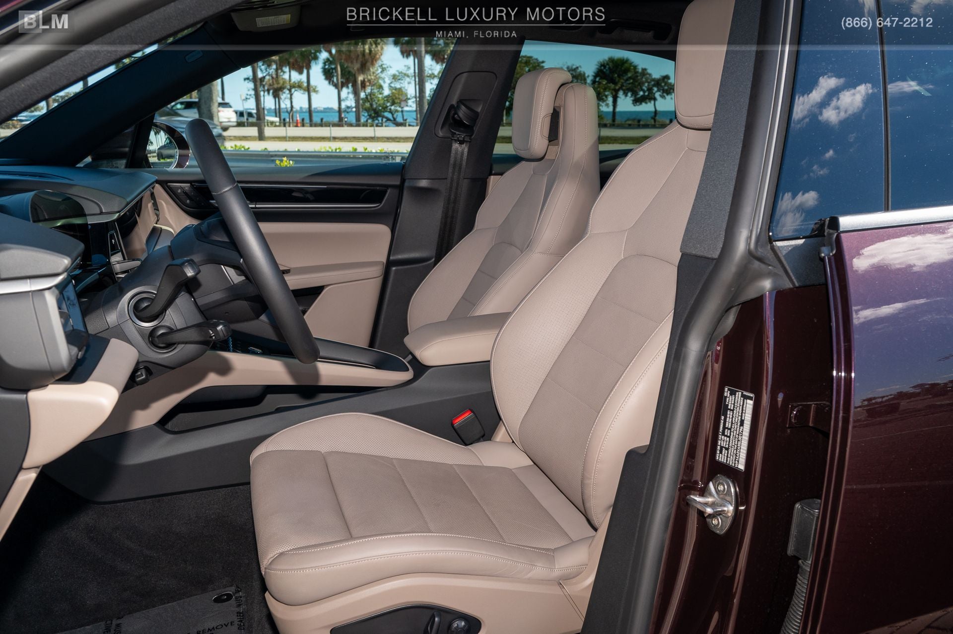 2025 Porsche Macan Electric 4