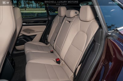 2025 Porsche Macan Electric 4