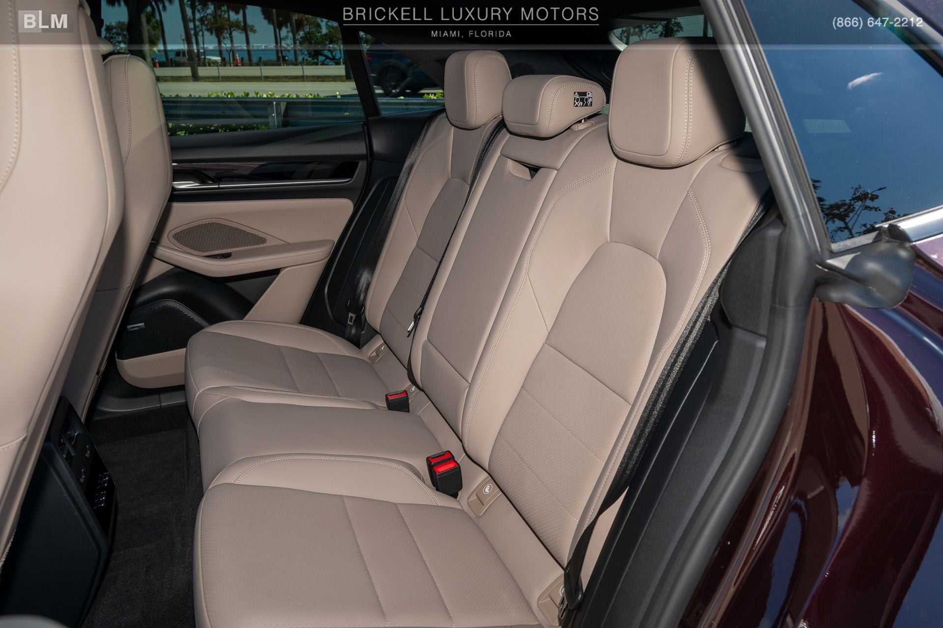 2025 Porsche Macan Electric 4