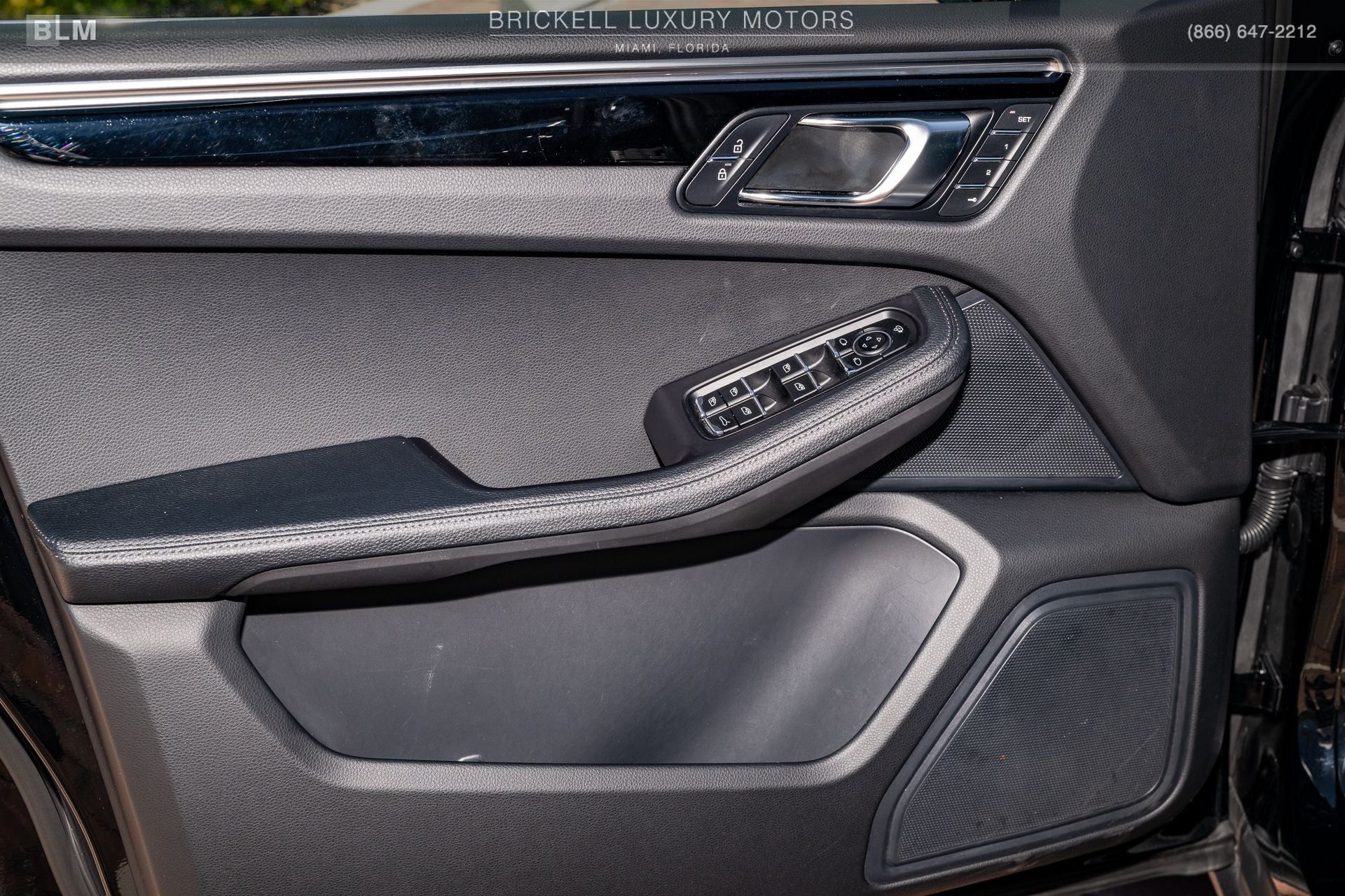 2022 Porsche Macan S