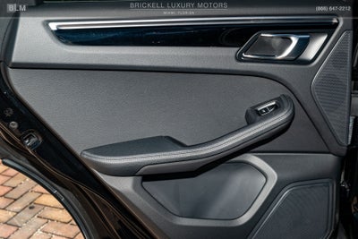 2022 Porsche Macan S