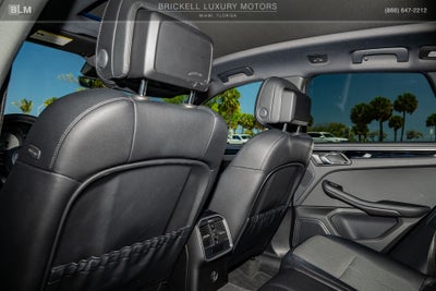 2022 Porsche Macan S