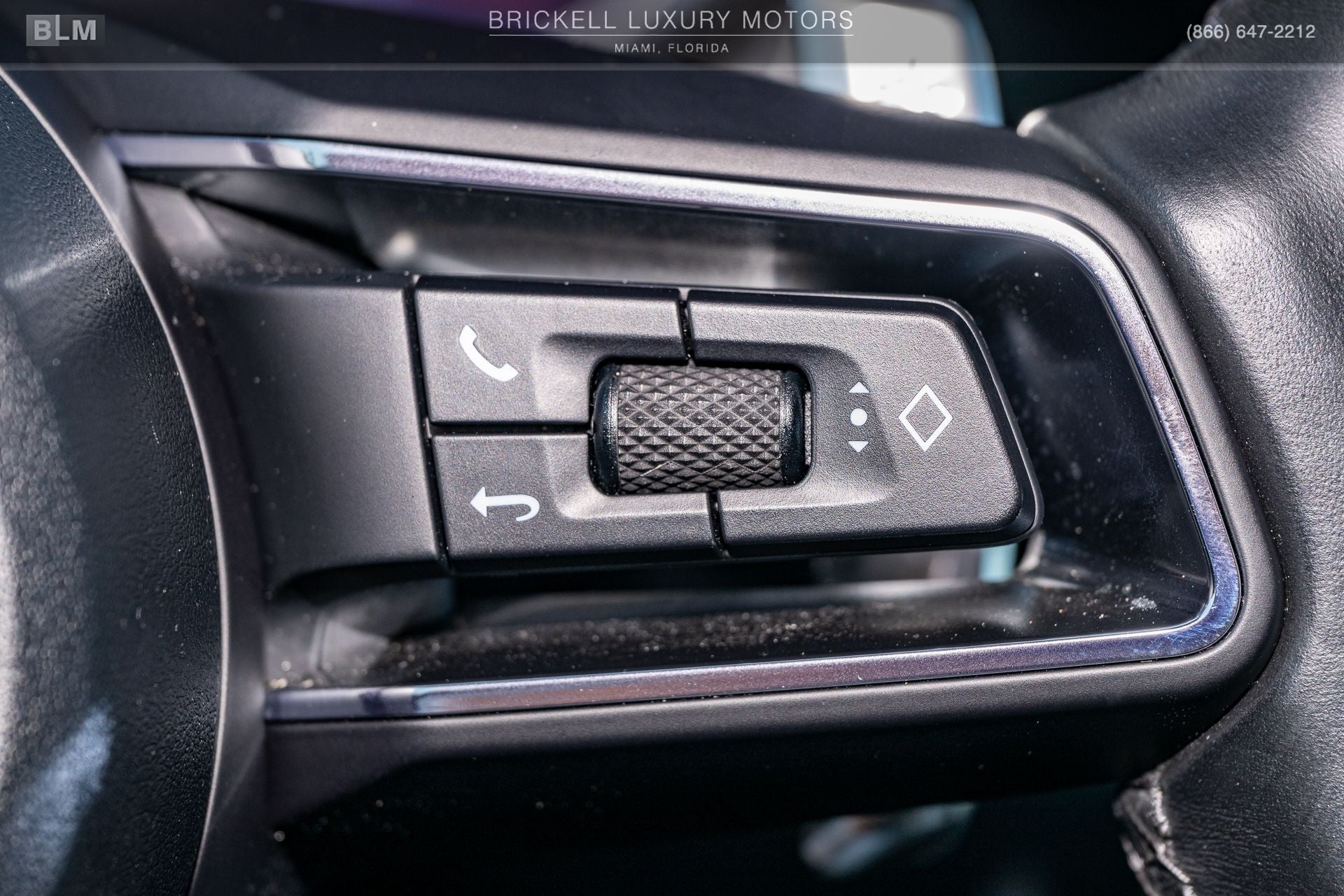 2022 Porsche Macan S