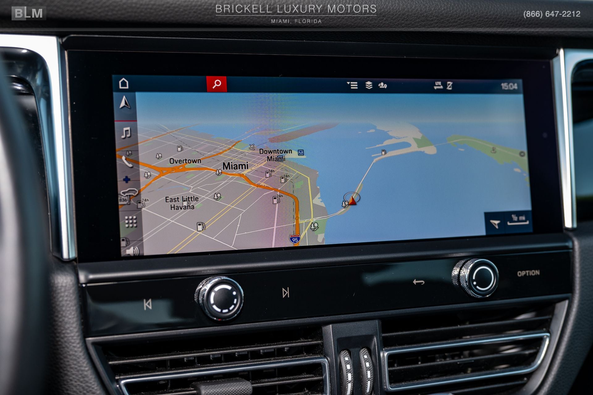 2022 Porsche Macan S