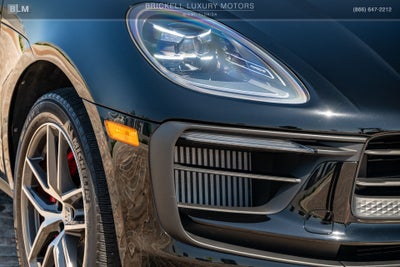 2022 Porsche Macan S