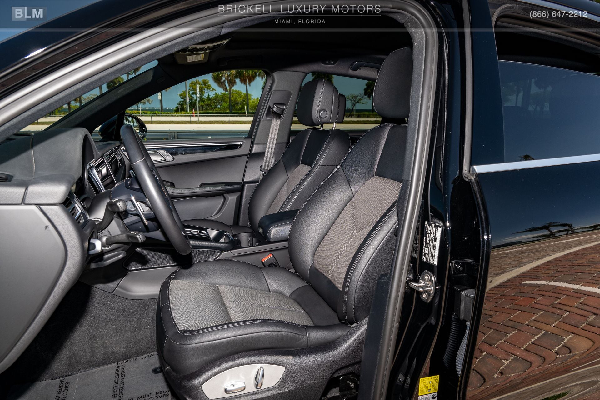 2022 Porsche Macan S