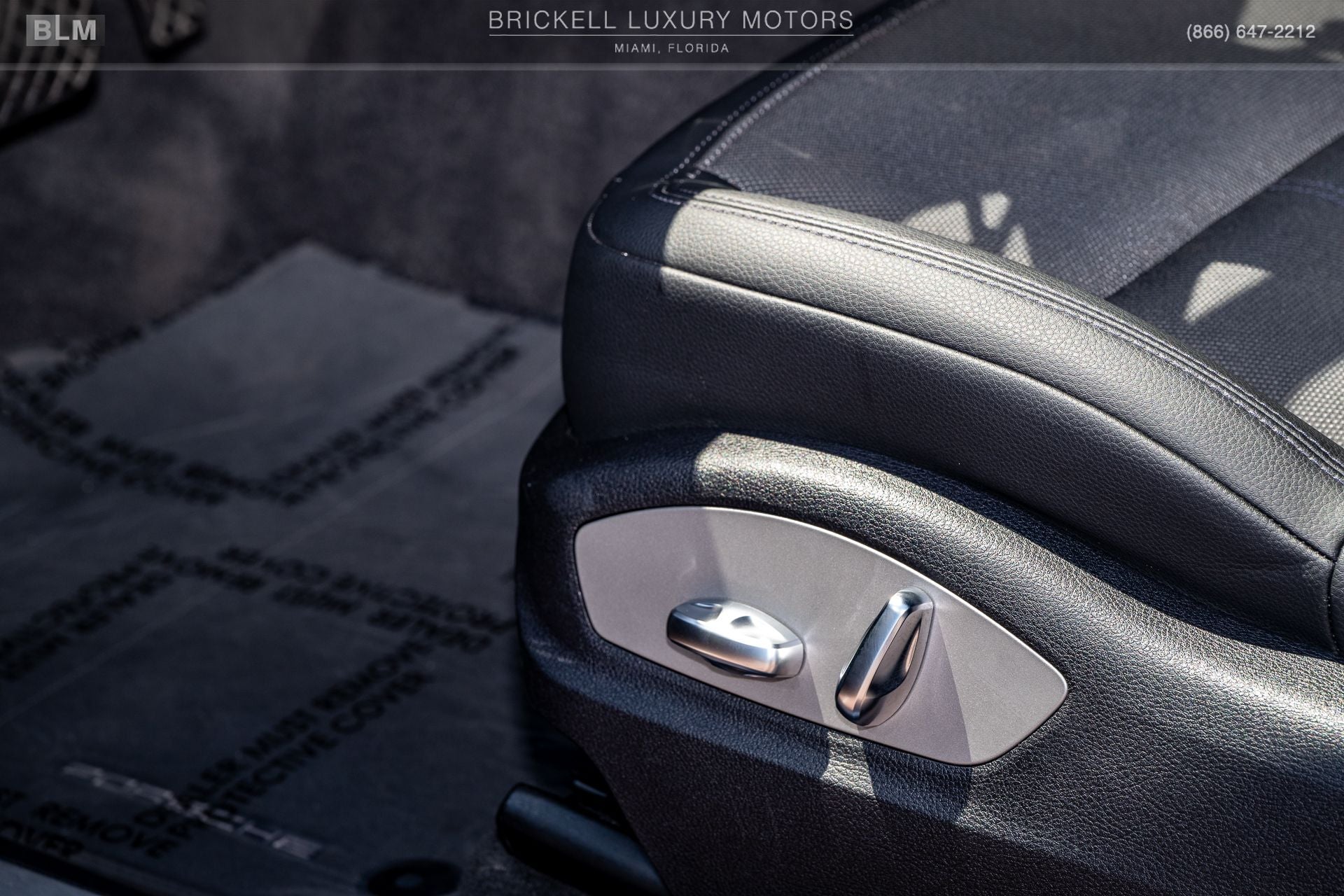 2022 Porsche Macan S