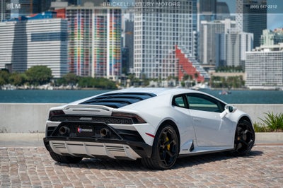 2020 Lamborghini Huracan EVO Base