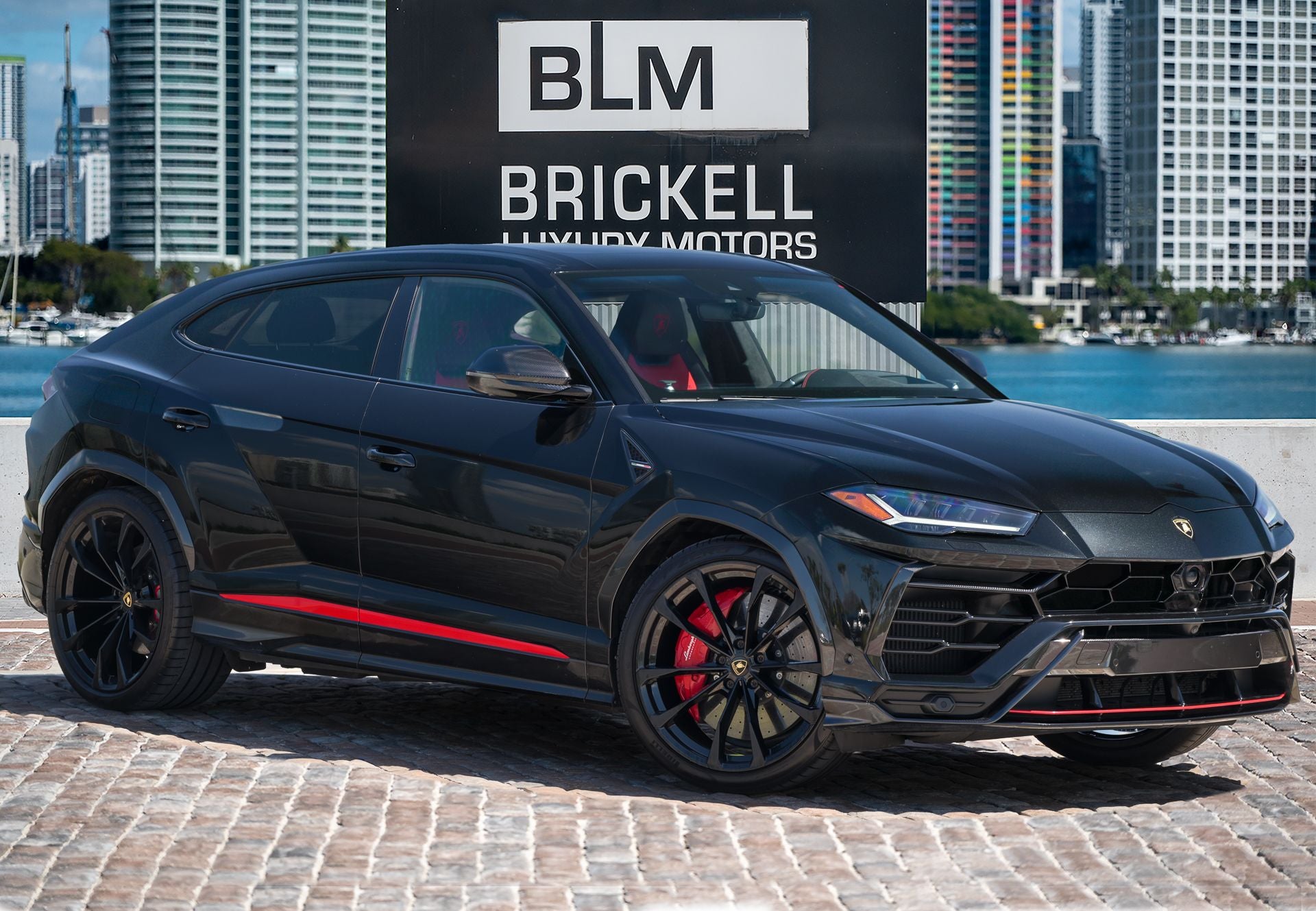 2020 Lamborghini Urus Base