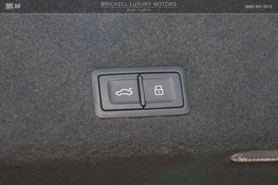 2020 Lamborghini Urus Base