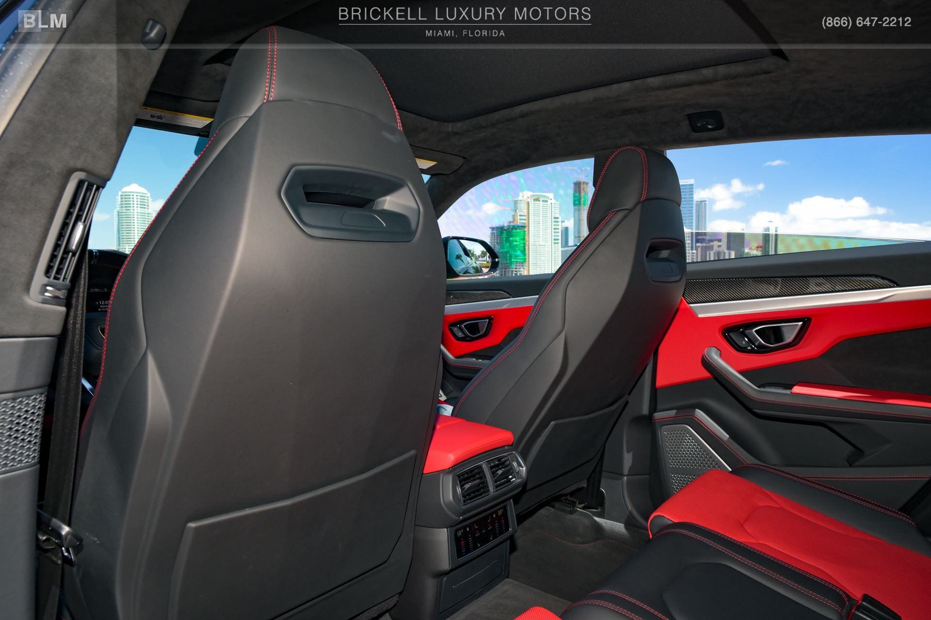 2020 Lamborghini Urus Base