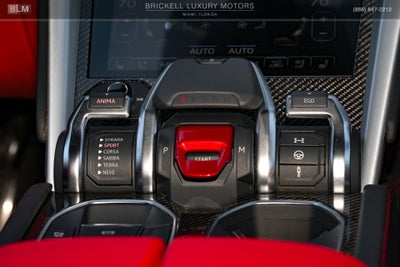 2020 Lamborghini Urus Base