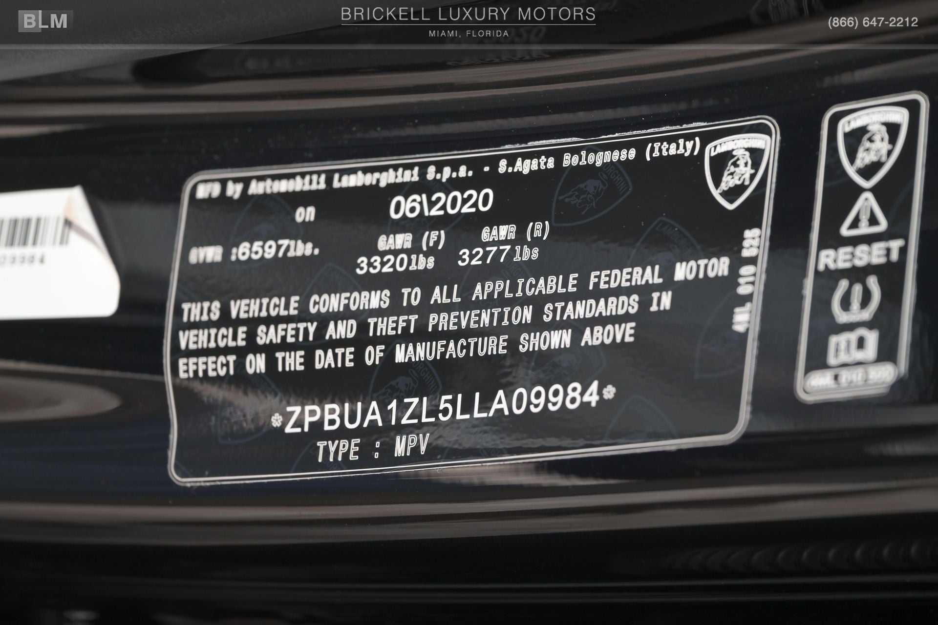 2020 Lamborghini Urus Base