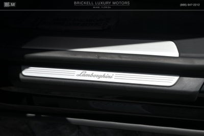 2020 Lamborghini Urus Base