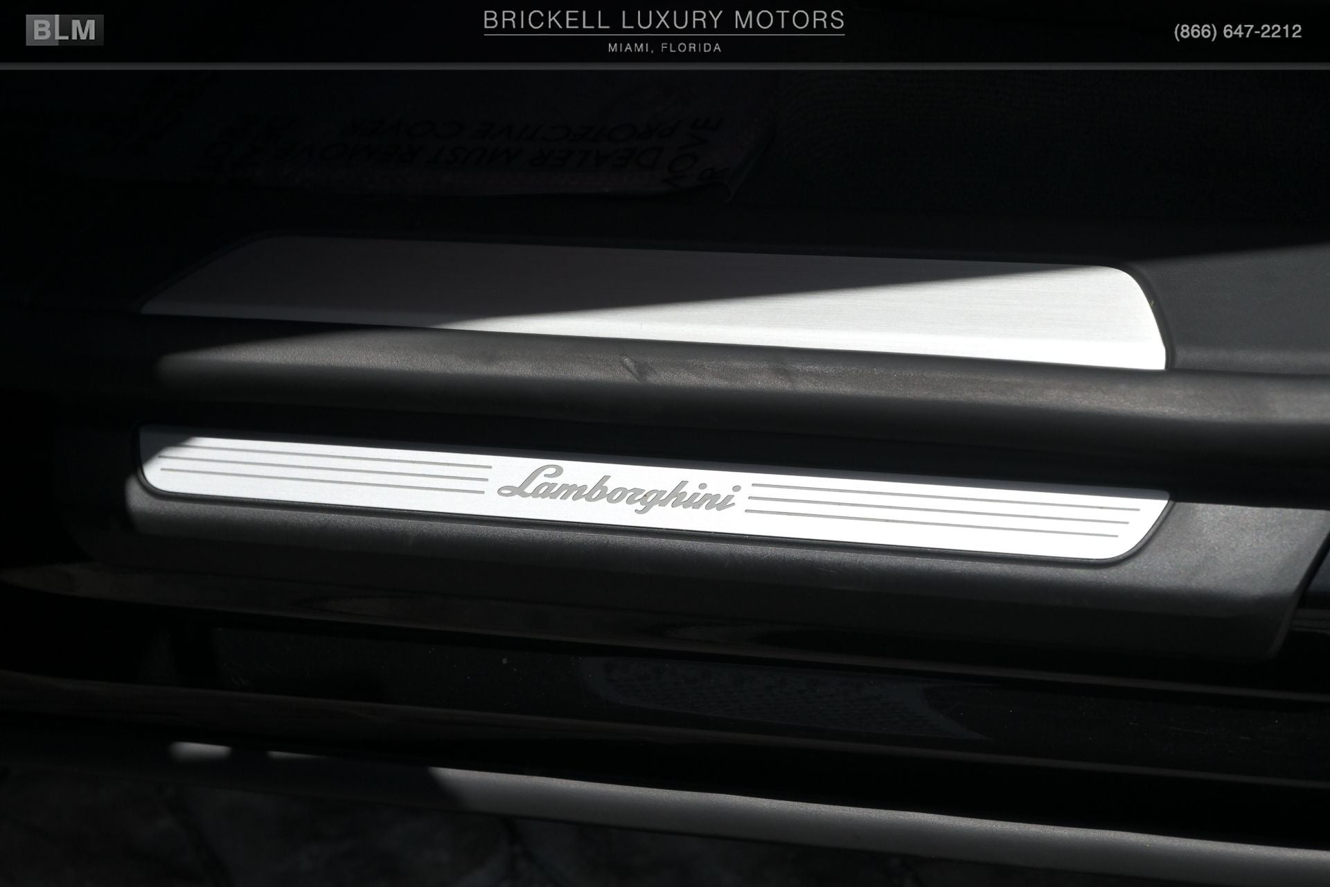 2020 Lamborghini Urus Base