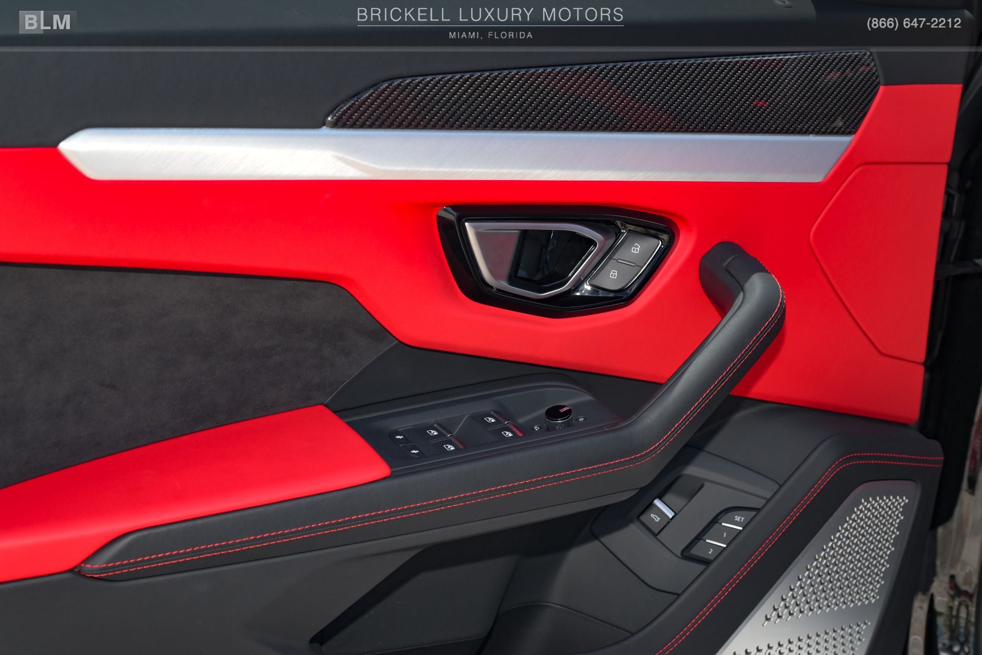 2020 Lamborghini Urus Base