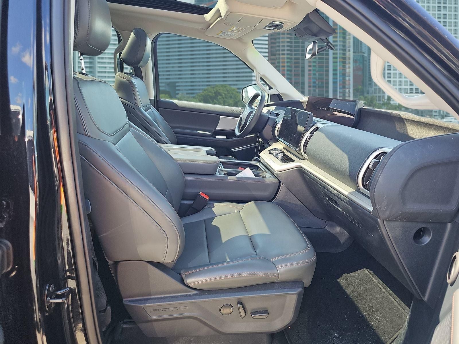 2025 Ford Expedition Max Active