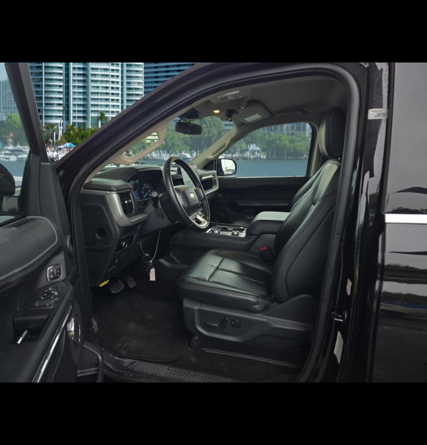 2024 Ford Expedition Max XLT