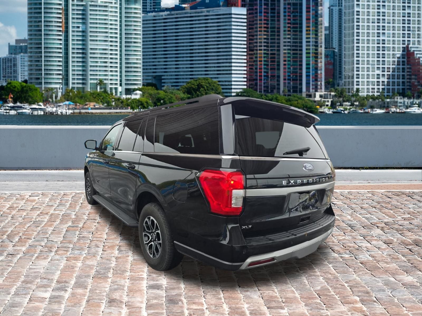 2024 Ford Expedition Max XLT