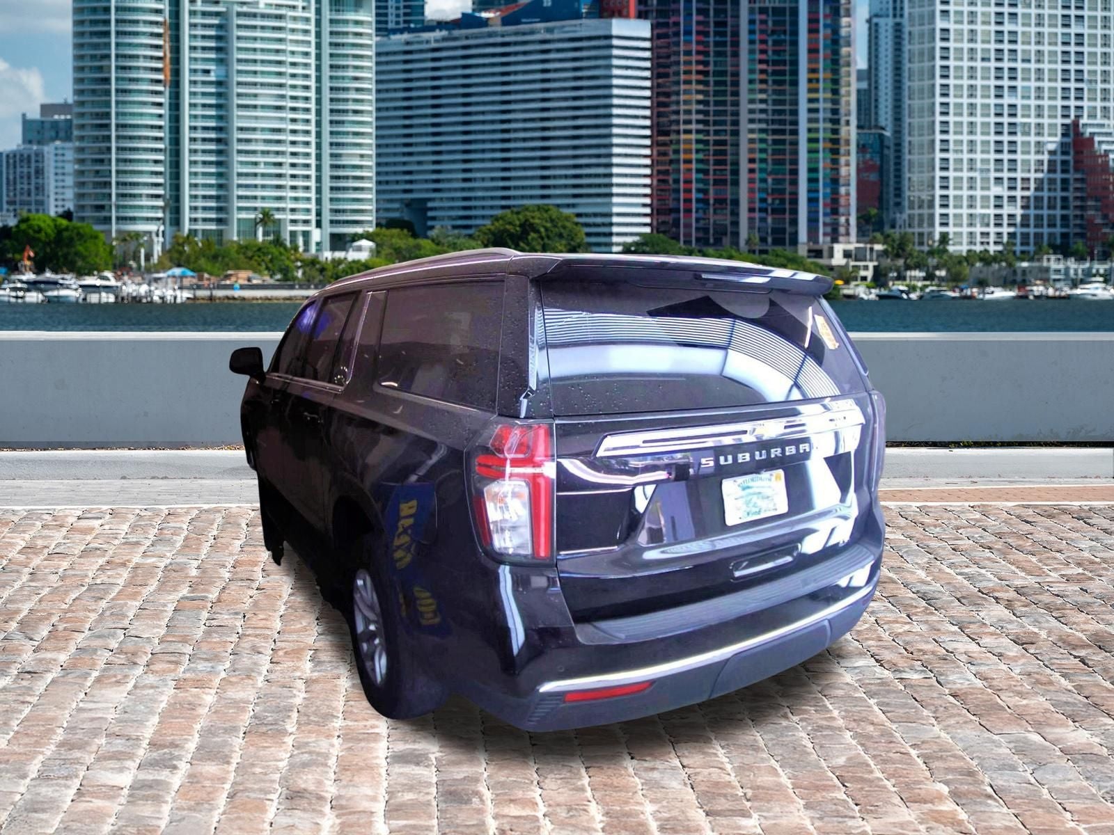 2024 Chevrolet Suburban LT