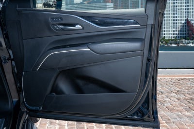 2023 Cadillac Escalade Sport