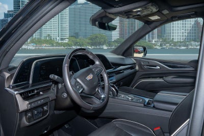 2023 Cadillac Escalade Sport