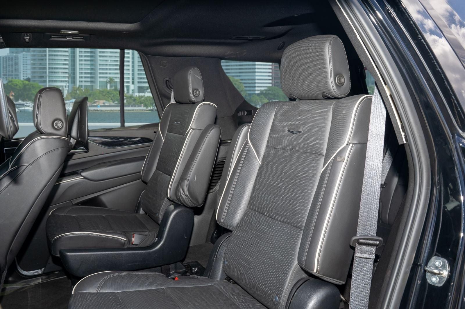 2023 Cadillac Escalade Sport