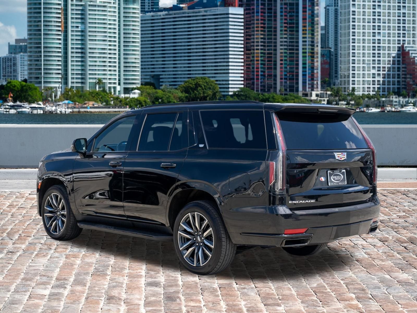 2023 Cadillac Escalade Sport