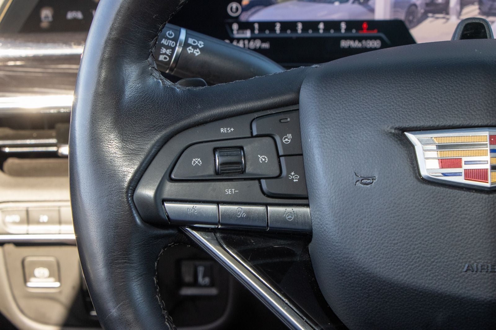 2023 Cadillac Escalade Sport