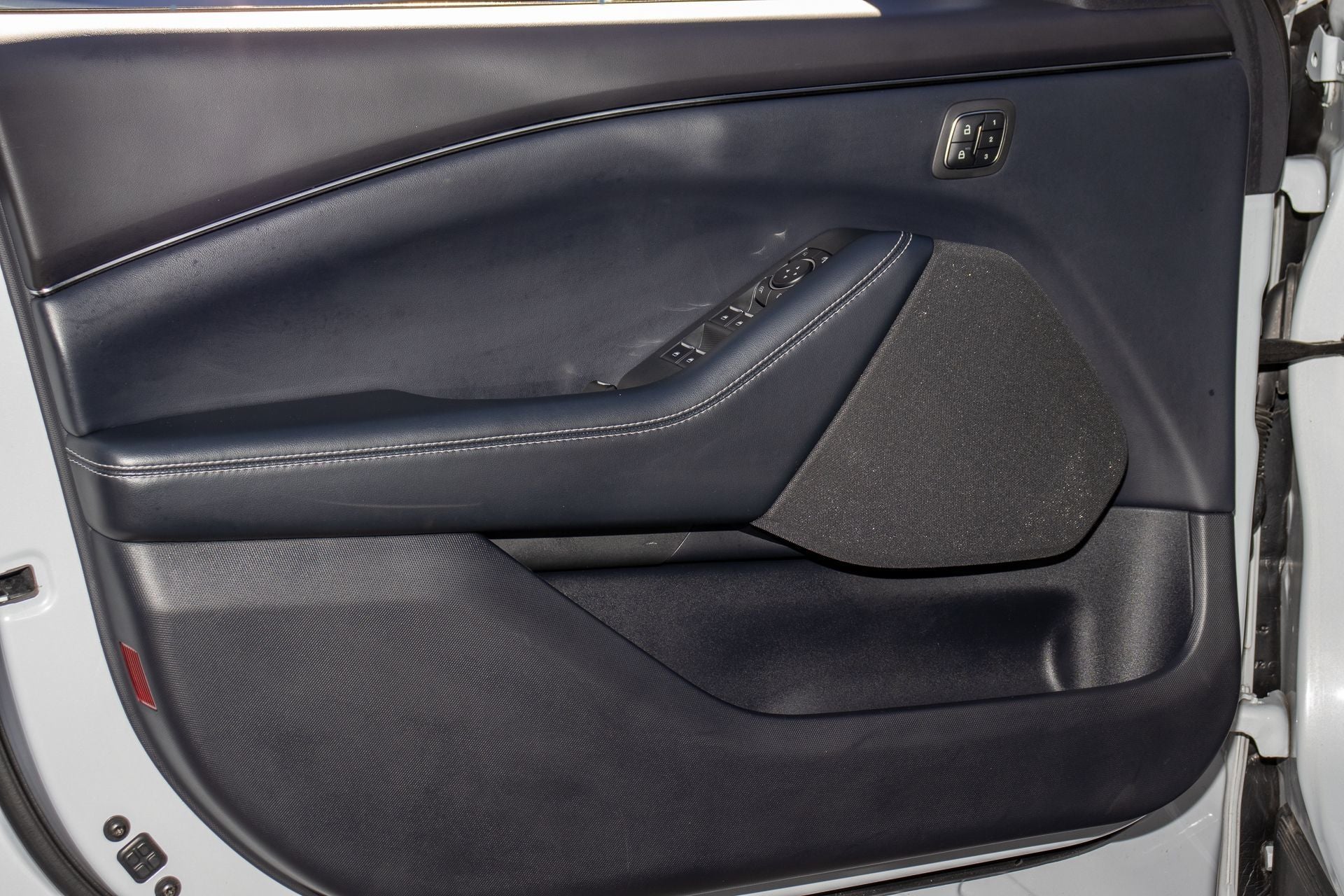 2021 Ford Mustang Mach-E Select