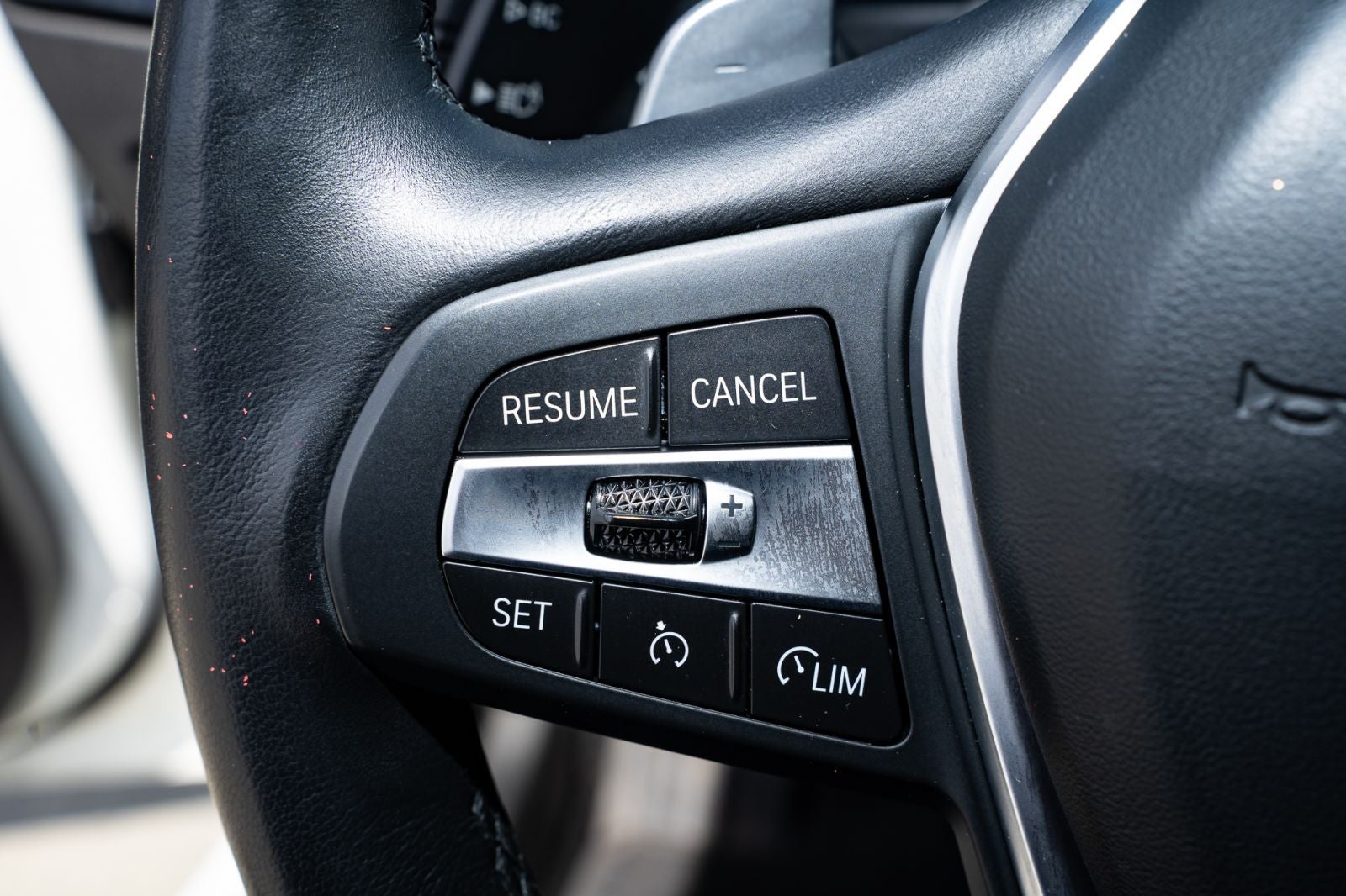 2024 BMW 2 Series 230i xDrive