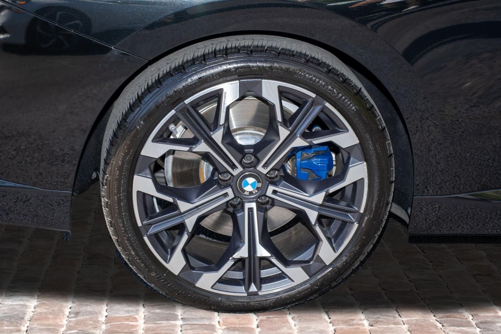 2025 BMW 2 Series M240i