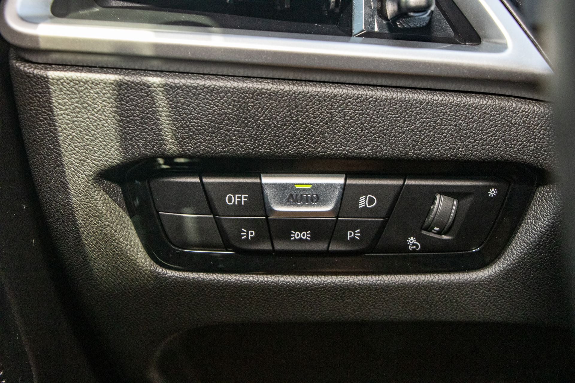 2025 BMW 2 Series M240i