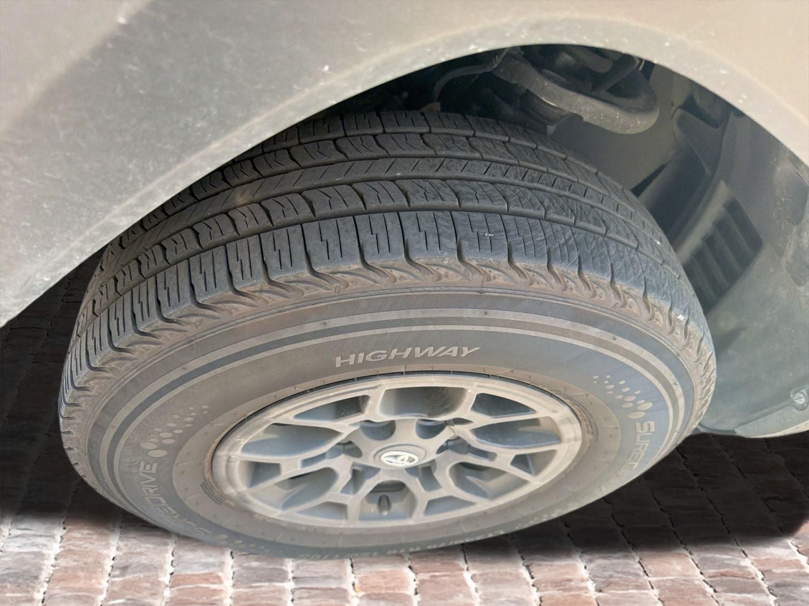 2023 Toyota Tacoma SR5 V6