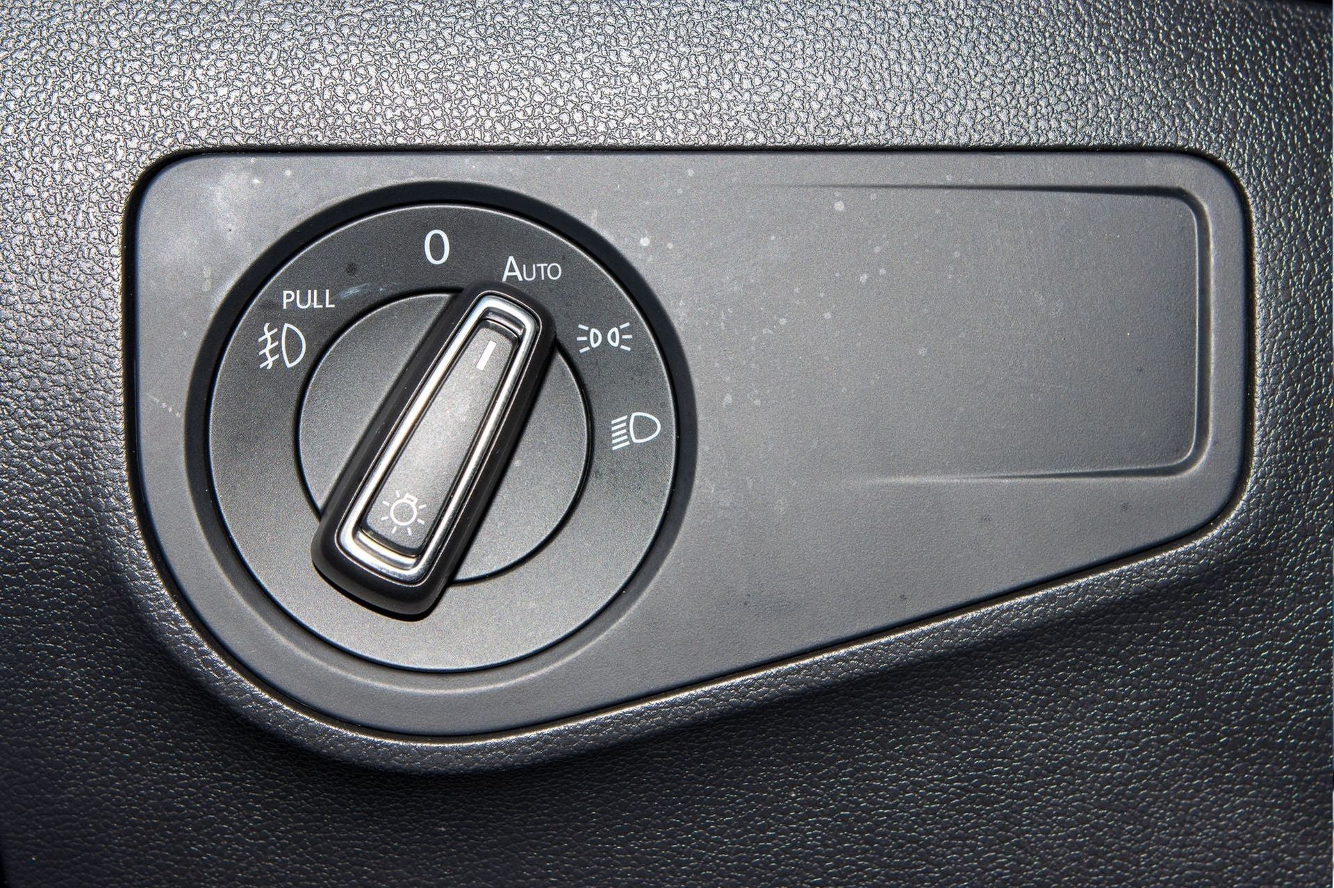 2019 Volkswagen Tiguan 2.0T SEL