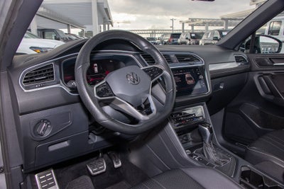 2024 Volkswagen Tiguan 2.0T SE R-Line Black