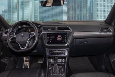 2024 Volkswagen Tiguan 2.0T SE R-Line Black