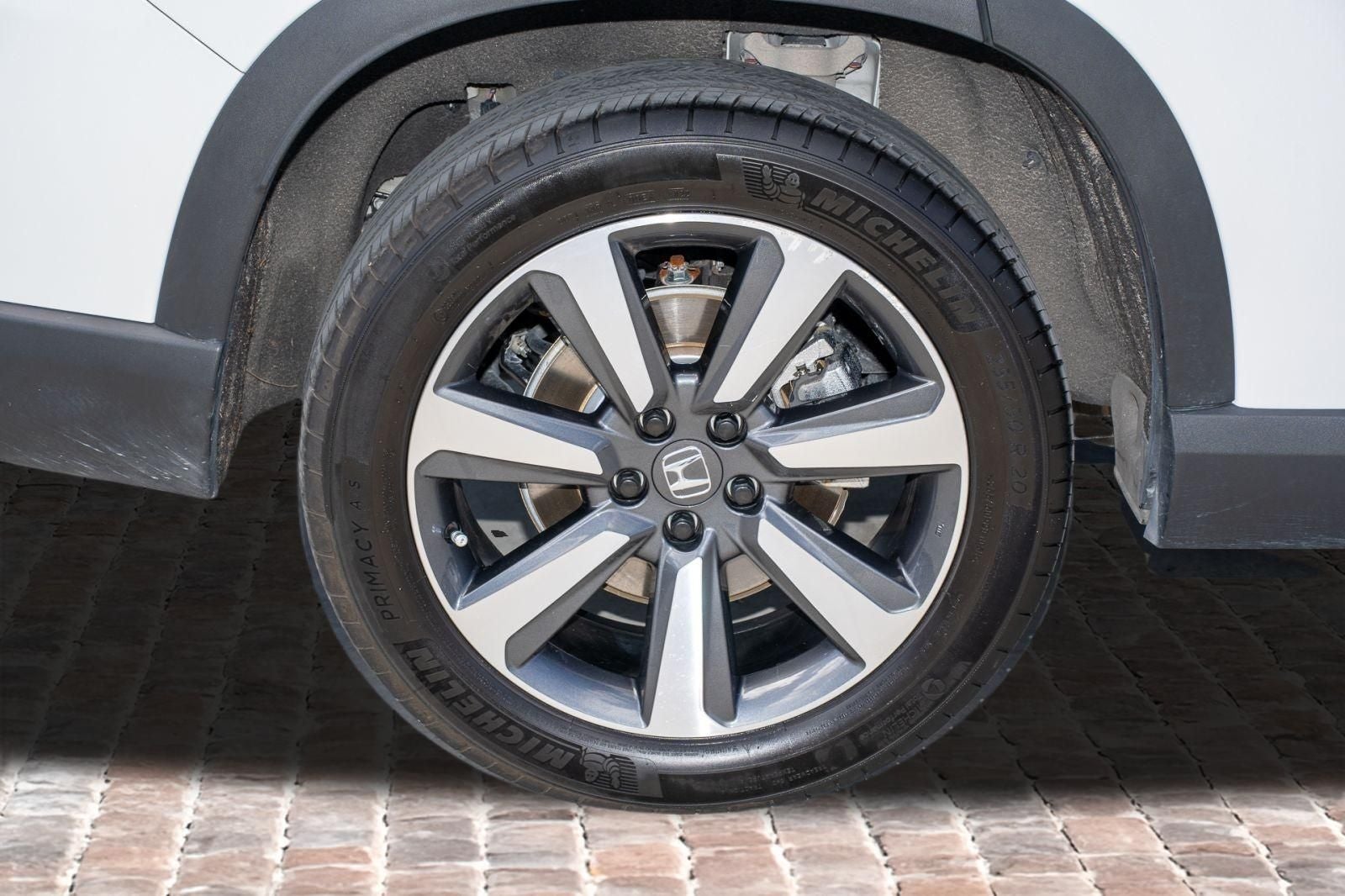 2023 Honda Pilot Touring