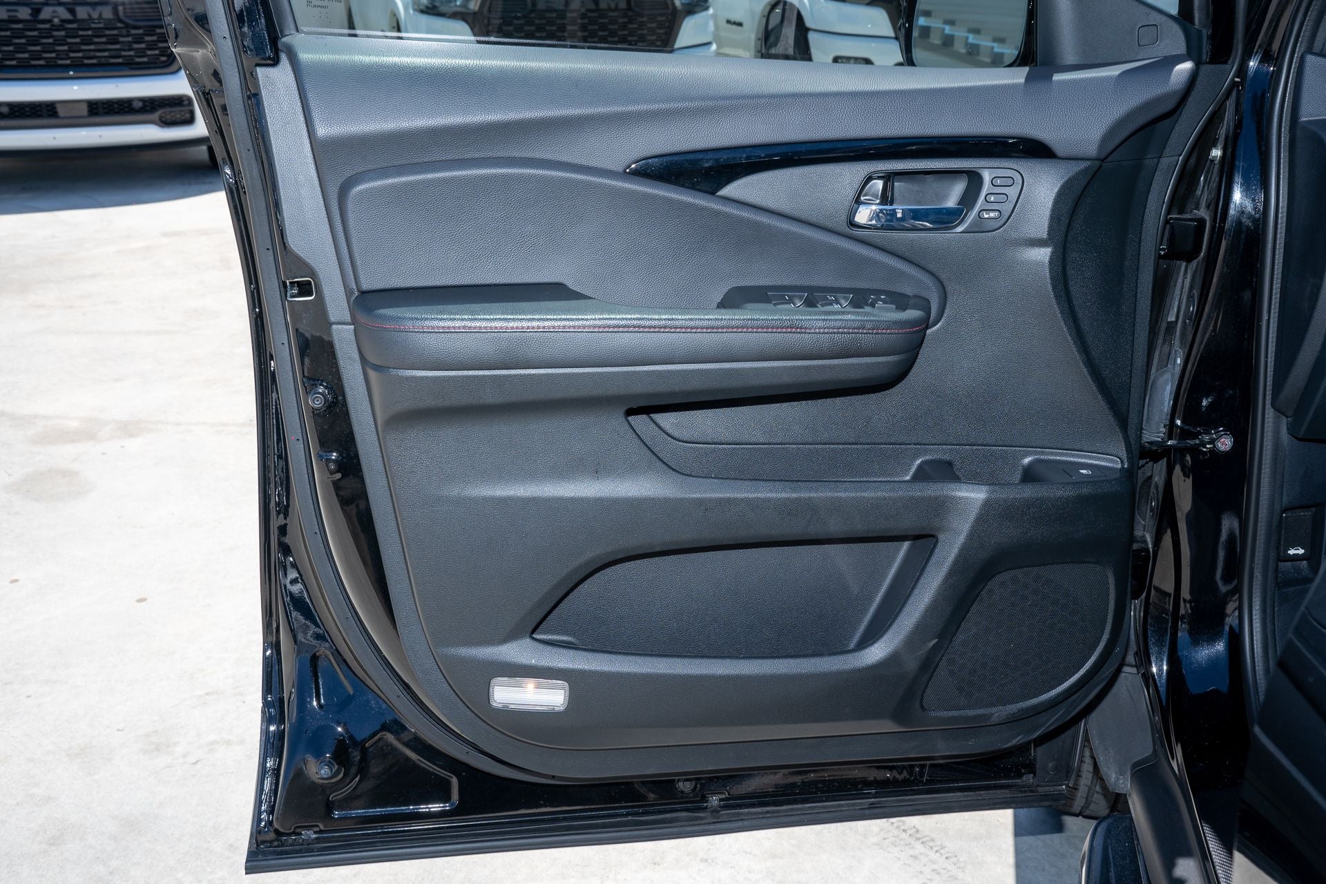 2023 Honda Ridgeline Black Edition